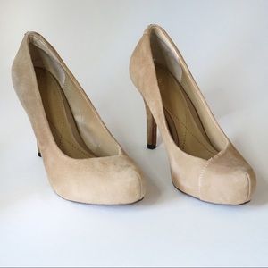 Suede pumps / heels / shoes